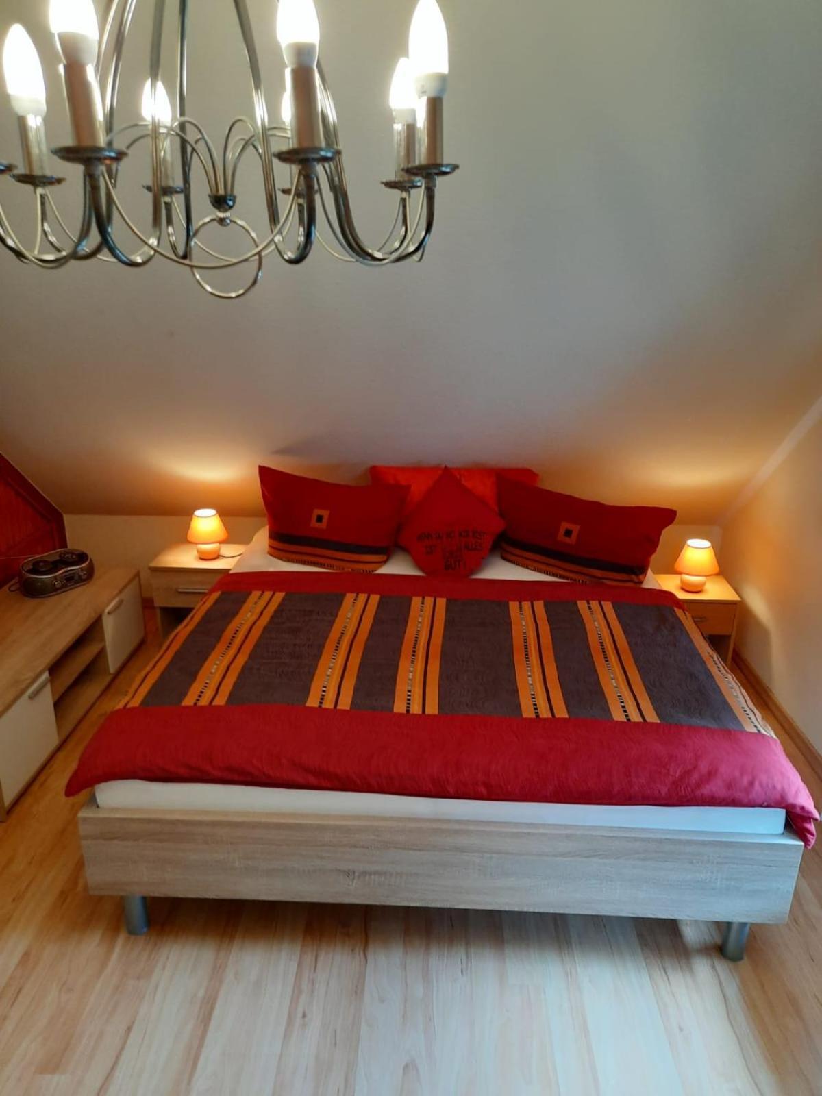 Ferienwohnung Ilsenhof Konigsbruck Екстер'єр фото